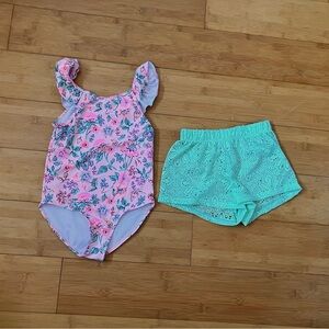 NWT Girls Size 5 Swimsuit and matching shorts Cover Up Set